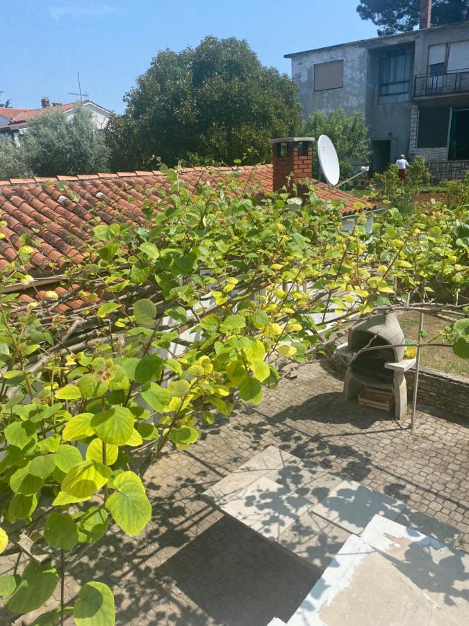 Apartman Nela Appartement Poreč Buitenkant foto